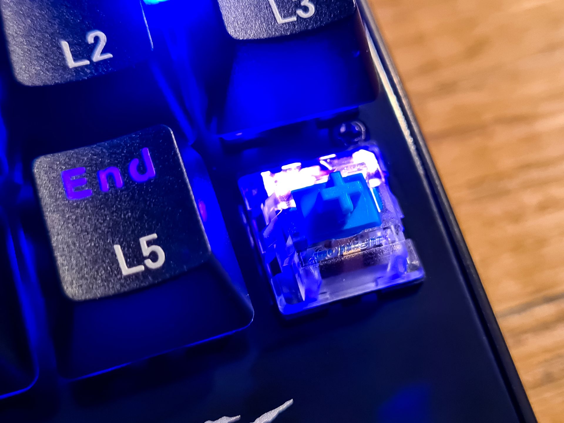 Słuchawki Havit H2018U USB 7.1 i klawiatura mechaniczna KB857L: Zestaw tylko dla graczy? 26