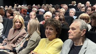 Spotkanie z Magdą Umer podczas I Ostrowieckiego Festiwalu Czułości. Wyjątkowy wieczór pełen wspomnień i emocji