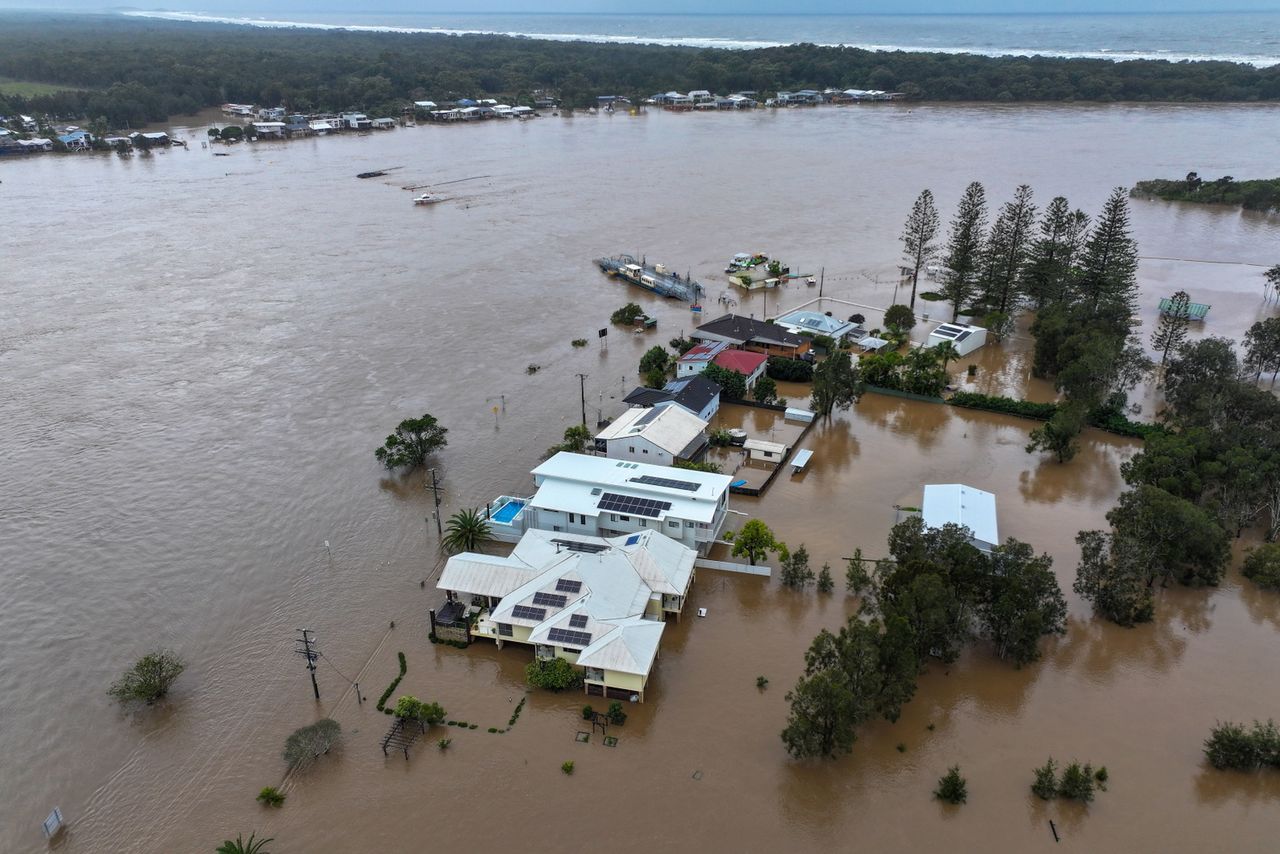 Tödliche Fluten in New South Wales: Tausende abgeschnitten