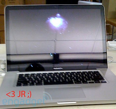 Kolejne zdjęcia nowego MacBooka Pro 1