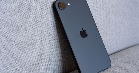 Używany iPhone czy nowy model? W przypadku sklepu GradeUP różnica jest mniejsza niż myślisz