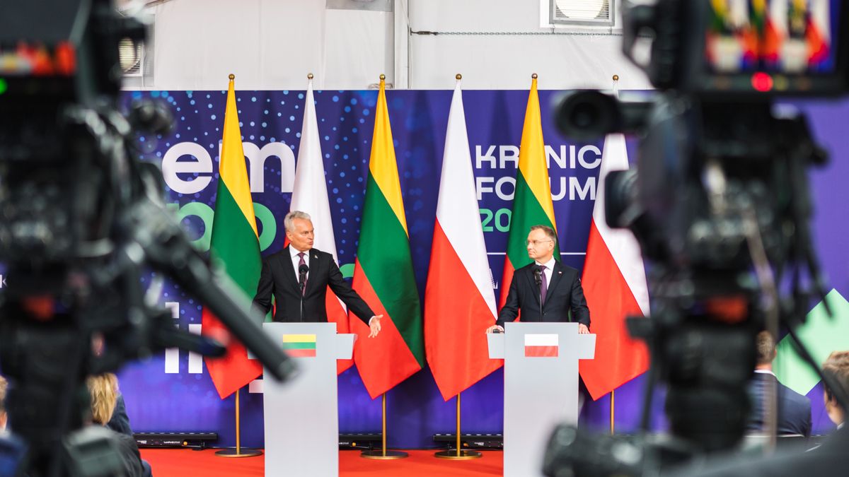 Krynica Forum 2023. Prezydenci Polski i Litwy inaugurujący wydarzenie. 