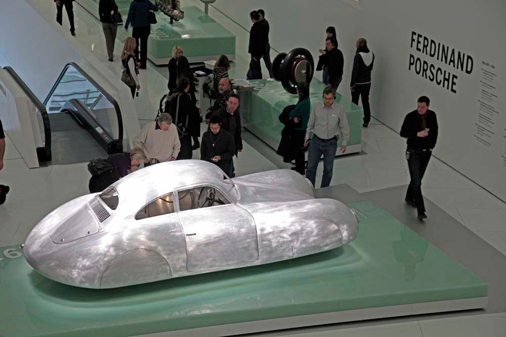 Porsche Museum - Porsche Typ 64 (replika)
