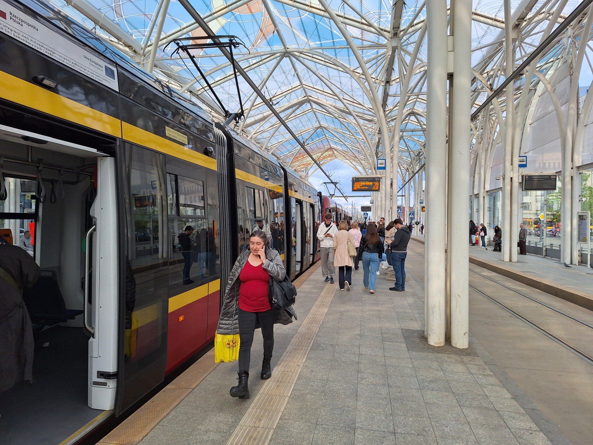 Stare czytniki kart zostaną zdemontowane, a ich funkcje przejmie aplikacja MigAppka