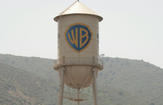 Dług ciąży, streaming nie zapełnia luki po telewizji. Dlatego właściciel TVN jest sprzedawany