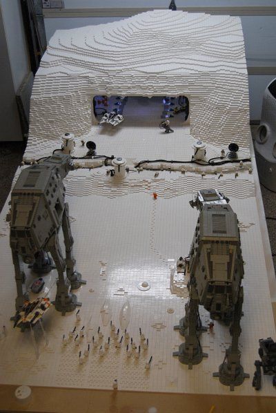 Baza Rebeliantów na planecie Hoth z 60.000 klocków LEGO 2