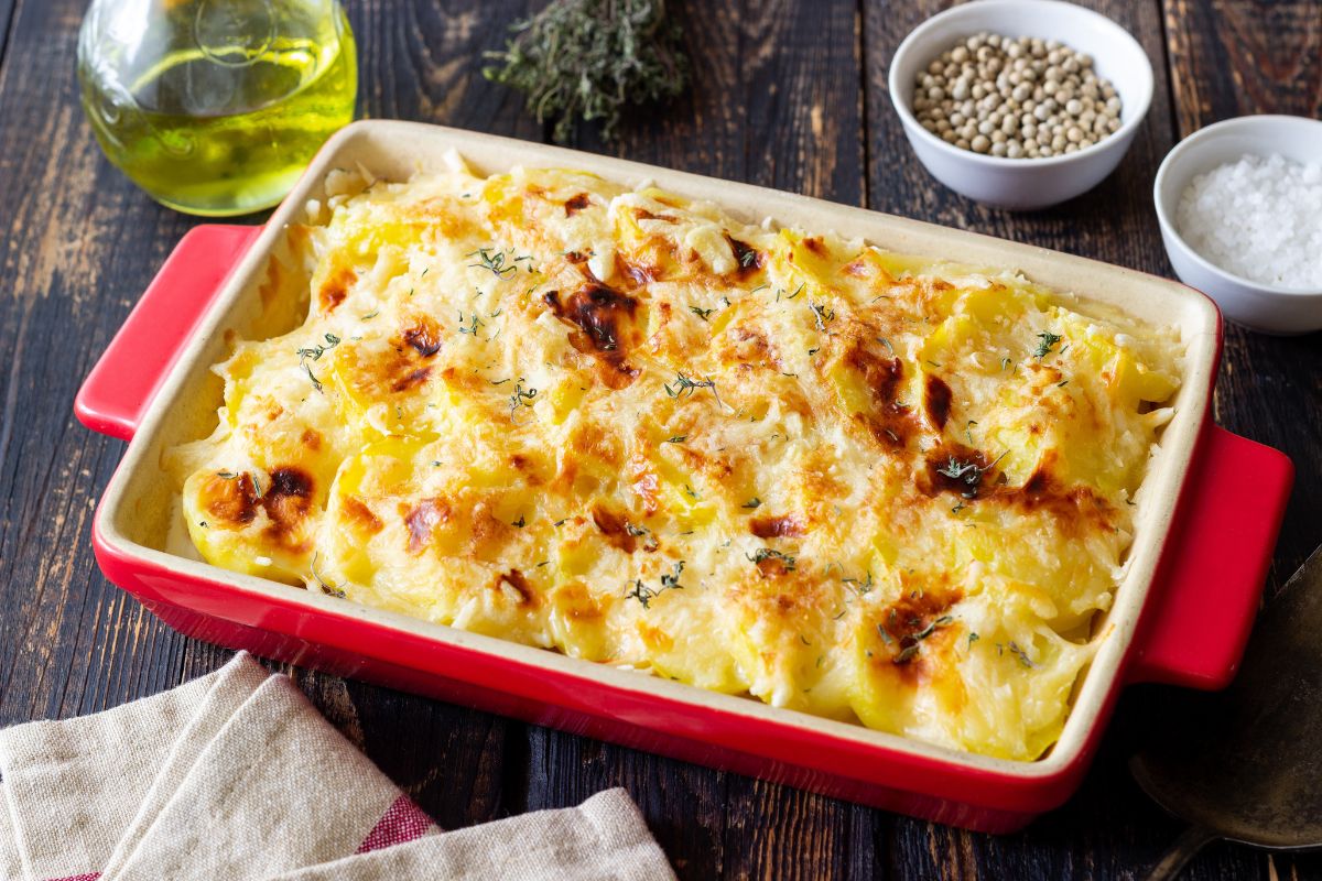 Simple casserole in a less waste style.