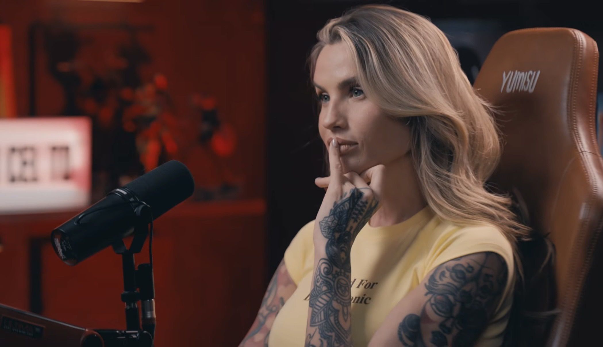 Karolina Gilon podczas rozmowy 