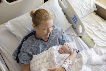 Nie ma jeszcze żadnego wniosku od szpitali w sprawie "izb porodowych"