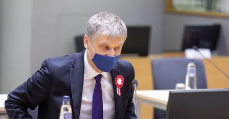 Niespodziewana dymisja. Morawiecki wyrzuca ministra z rządu