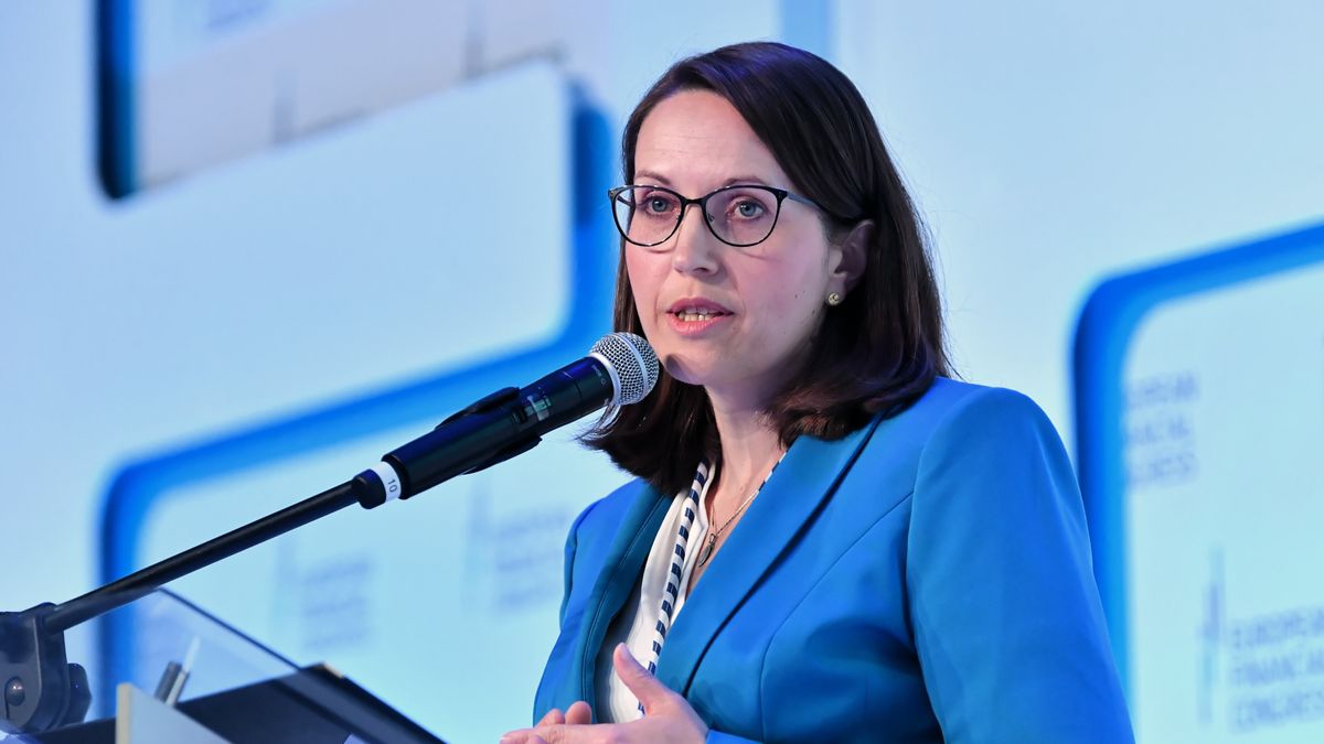 Minister finansów zapewnia, że cięć w programach społecznych nie będzie