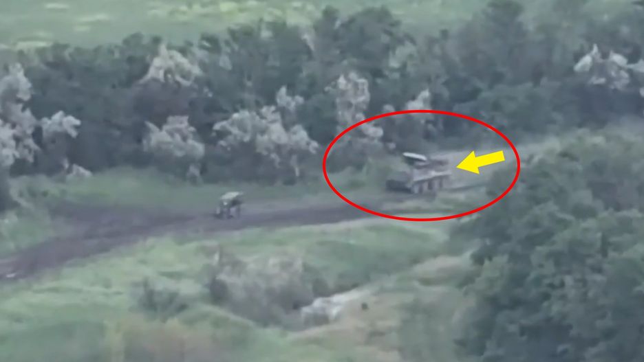 Rosyjski BTR-80 uszkodzony w Ukrainie.