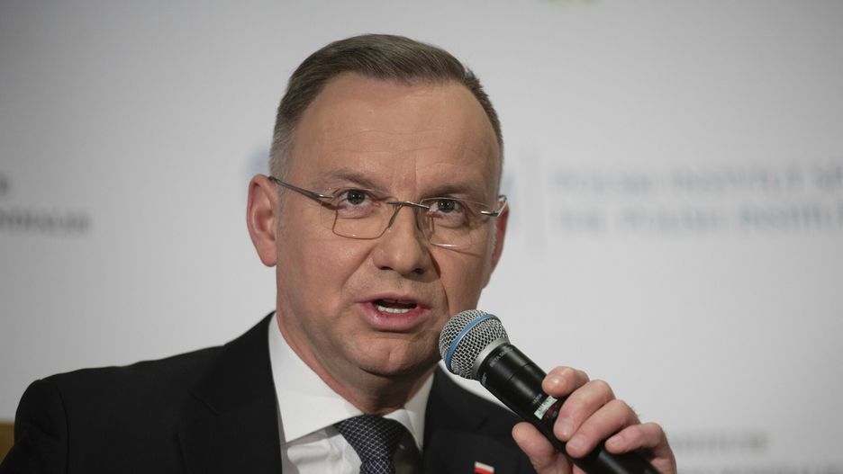 Prezydent Andrzej Duda w Kanadzie
President of Poland, Andrzej Duda, answers a question during an event titled "Transatlantic Security in the Shadow of Russia's Long War," in Vancouver, Canada, Friday, April 19, 2024. (Tijana Martin/The Canadian Press via AP)
Tijana Martin