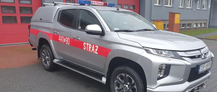 Nowy samochód rozpoznawczo-ratowniczy dla strażaków