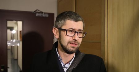 Koronawirus w Polsce. Lekarz Krzysztof Hałabuz: "Rozważamy pozew przeciwko państwu"