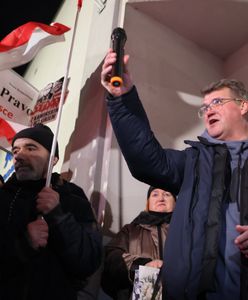 Wąsik zabiera głos. "Czas wrócić do obowiązków! Do rychłego zobaczenia!"