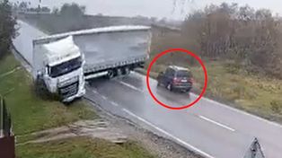 Zginęli na miejscu. Porażające nagranie z Rumunii