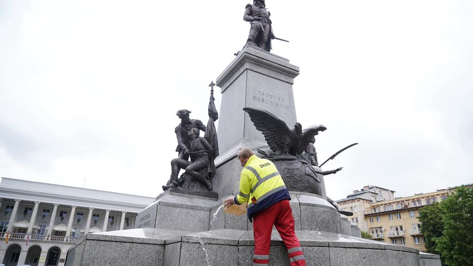 Śmierć George'a Floyda. Znów zlecono czyszczenie pomnika Tadeusza Kościuszki