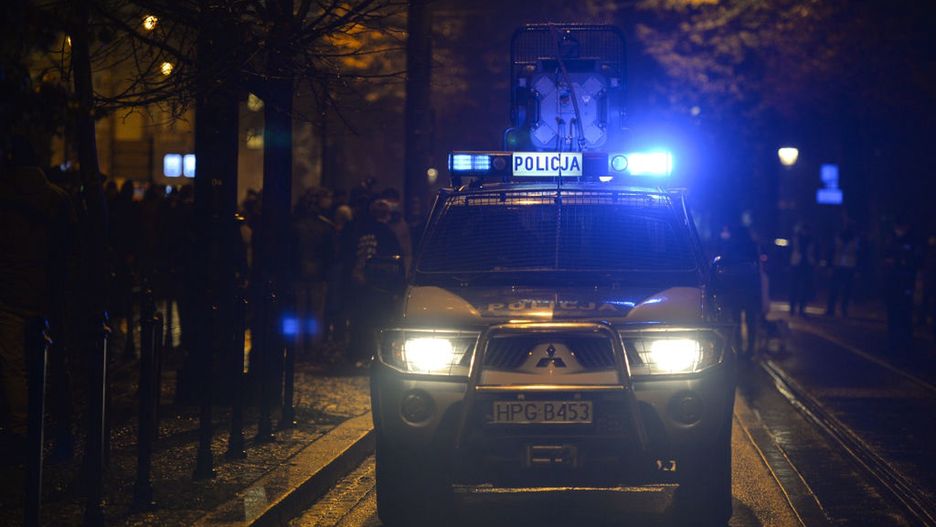 Koronawirus. Impreza w piwnicy w Wielkanoc. Oficjalnie: warsztaty taneczne