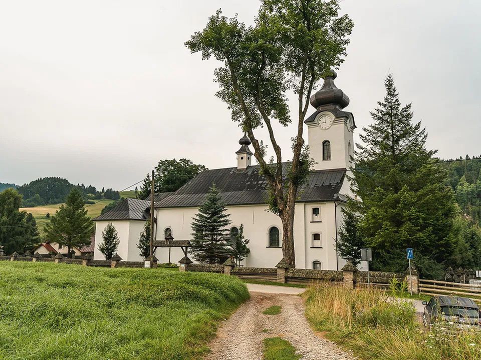 Niezwykła wieś w Pieninach. Nakręcono tu kilka scen do "Janosika"