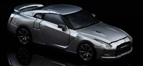 Audi R8 i Nissan GT-R jako Transformery?