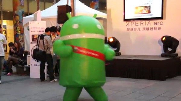Android tańczy... [wideo] 1