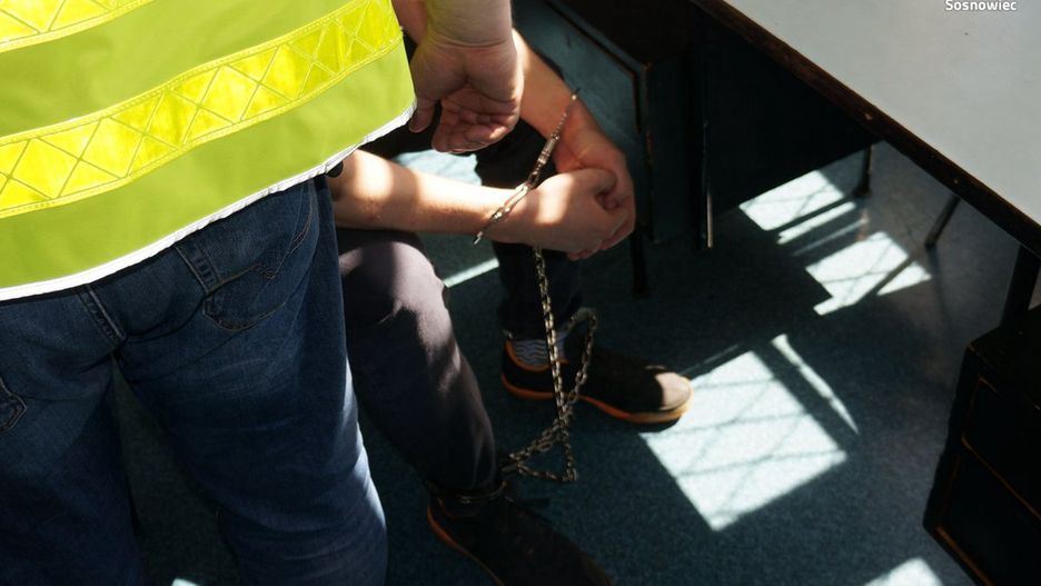 Śląskie. Sosnowieccy policjanci zatrzymali na gorącym uczynku złodziei katalizatora. 