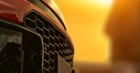 Nadjeżdża nowa RAV4. Oto pierwsze zdjęcia