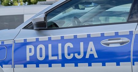 Makabryczne odkrycie w Lublinie! Ciało znalezione w krzakach przy chodniku. Zatrzymano jedną osobę
