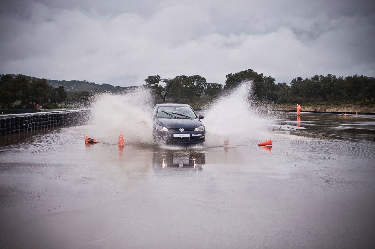 Test opon Bridgestone Potenza Adrenalin RE002 w Ascari Race Resort [galeria] 32