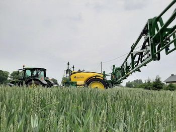 Bydgoszcz: 120 zarzutów za „badania opryskiwaczy”, których nie było