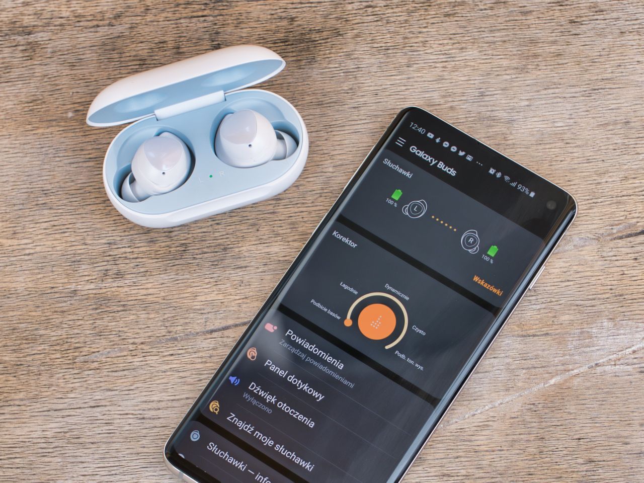 Aplikacja na Androida pozwala skonfigurować słuchawki Galaxy Buds