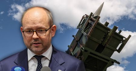 Człowiek Nawrockiego grzmi ws. Patriotów. "Polacy będą dłużej czekać"