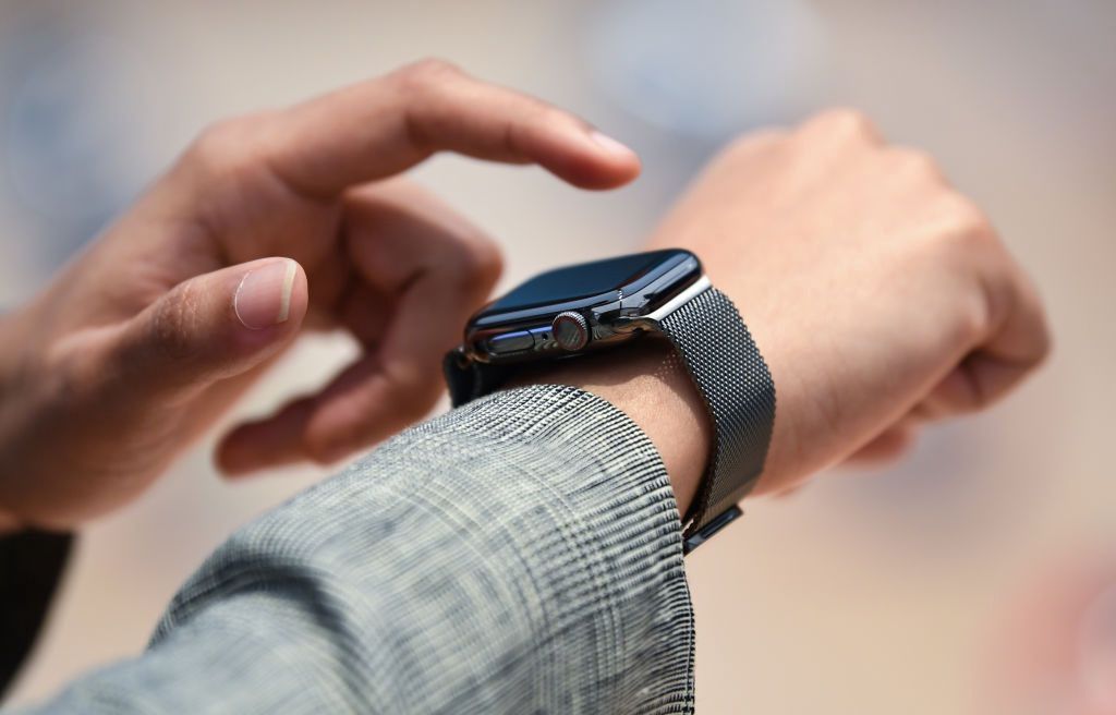 Apple Watch jest rasistowski? Chcą zbić firmę na kwaśne jabłko