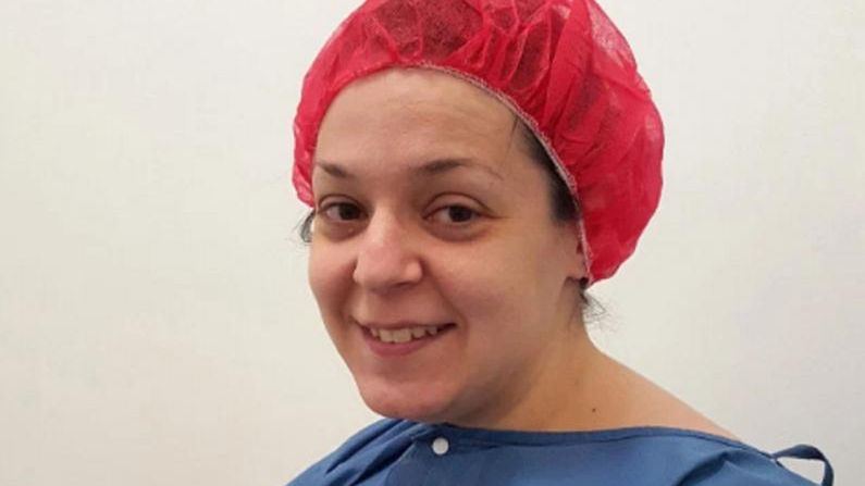 Nie zmieściła się w fotel samolotu