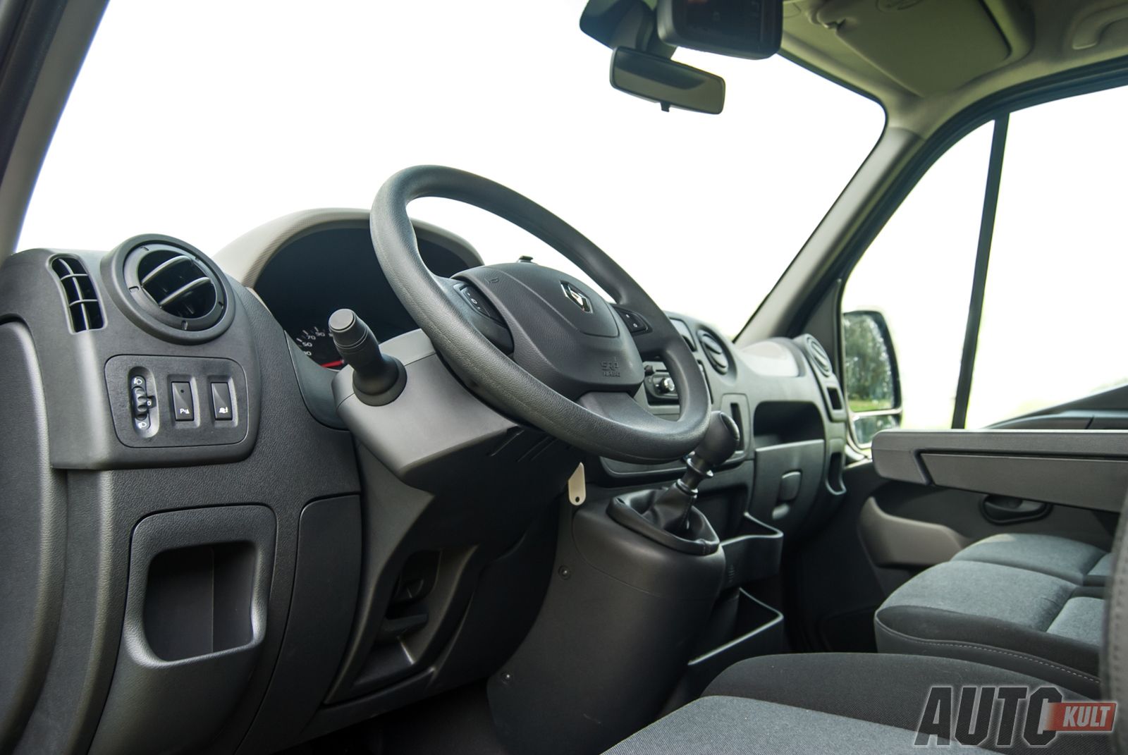 Renault Master 165dCi L3H2 - test [galeria] 22