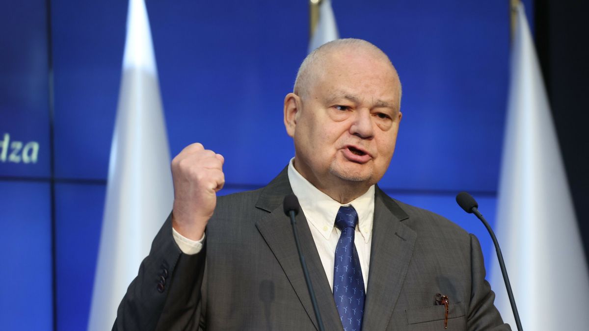 Prezes NBP Adam Glapiński wyjaśnia  ostatnią decyzję Rady Polityki Pieniężnej odnośnie stóp procentowych fot. Jacek Dominski/REPORTER