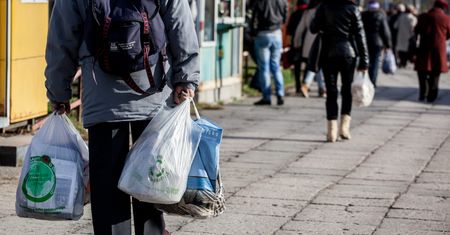 Ponad 30 dziennie. Sklepy znikają jeden po drugim. Co się dzieje?