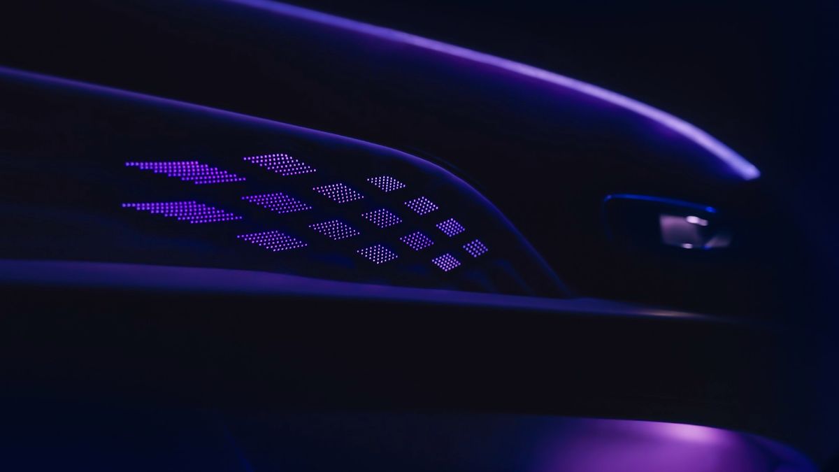 Boczek drzwiowy - tak wygląda oficjalna zapowiedź nowego bentleya