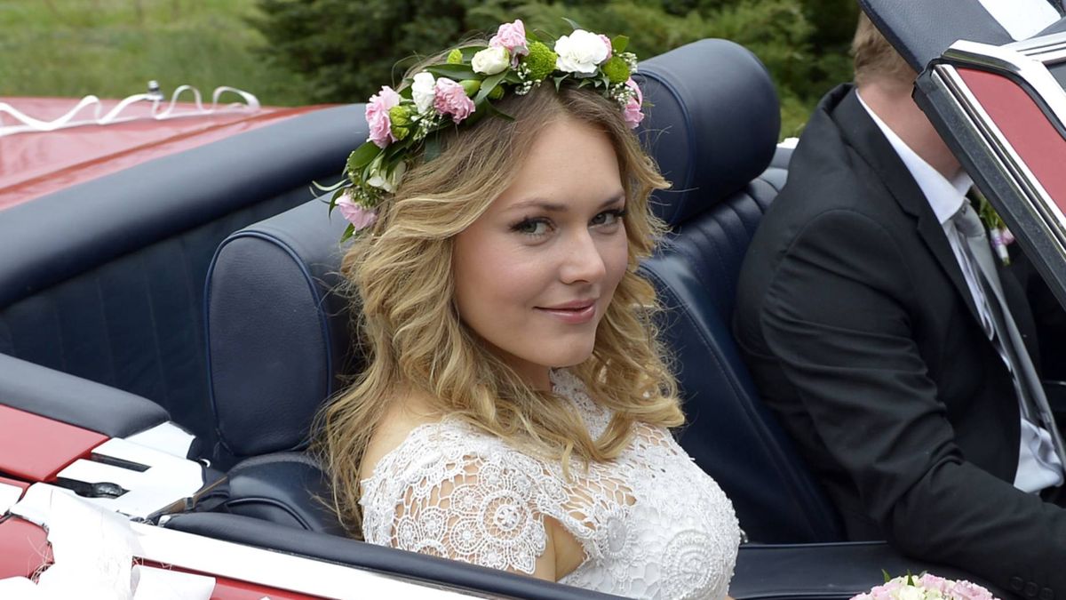 Magdalena Lamparska na planie serialu "To nie koniec świata"