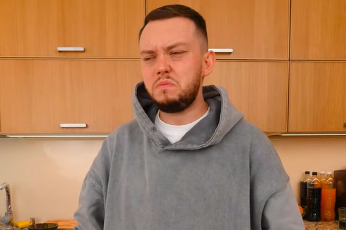 Przetestował jedzenie dla dzieci. "Trochę jak taka karma dla psa"