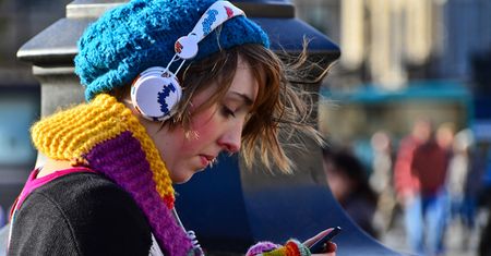 W skrócie: Muzyka w Deezerze za darmo, pechowa "chytra baba", ACTA umiera po cichu