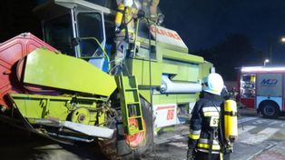 Śladków Mały: Tragiczny finał żniw. Rolnik poparzony w pożarze kombajnu