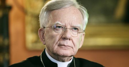 Grzech ciężki za nieobecność w kościele. Abp Jędraszewski odwołuje dyspensę