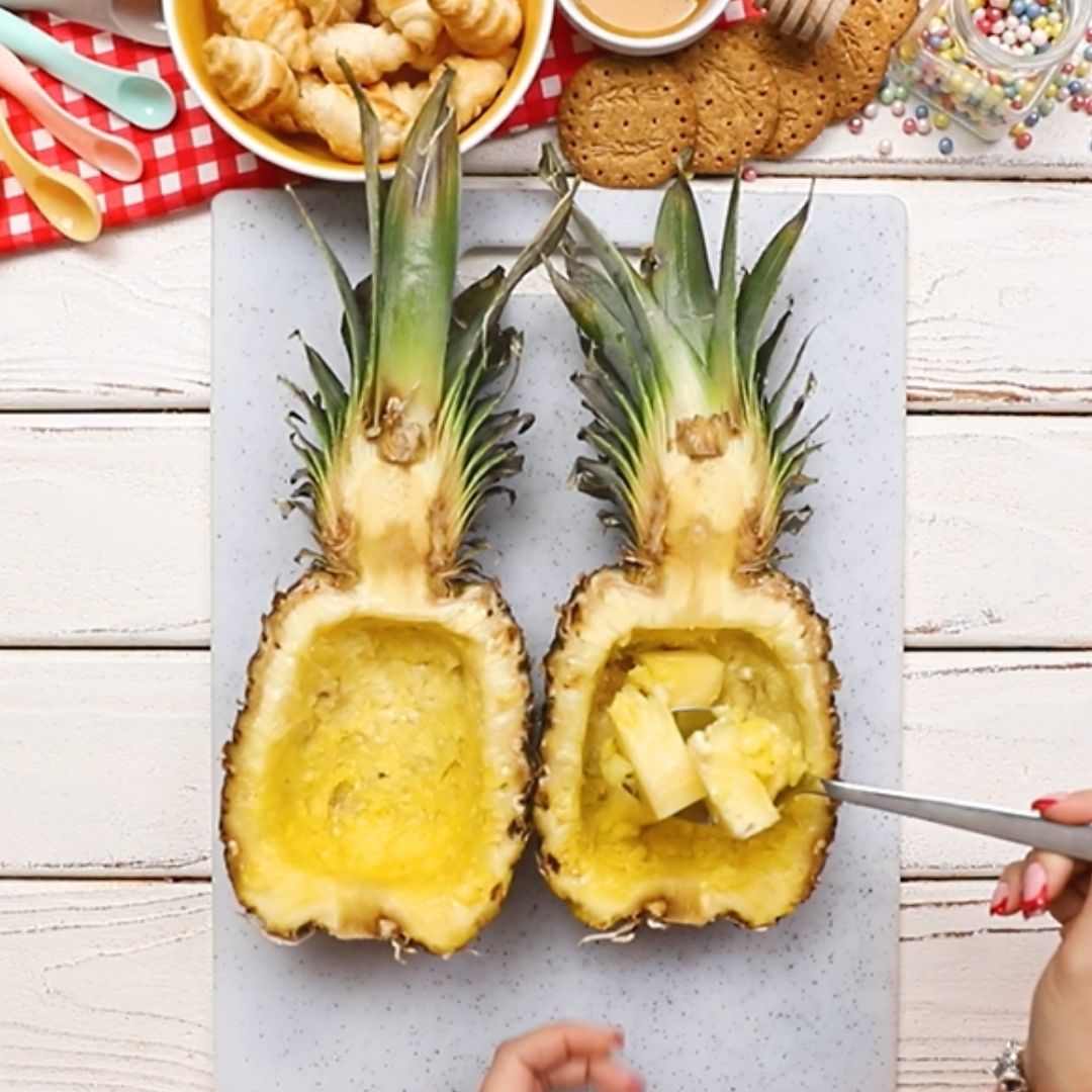 Bazą dzisiejszego deseru będzie pyszny ananas