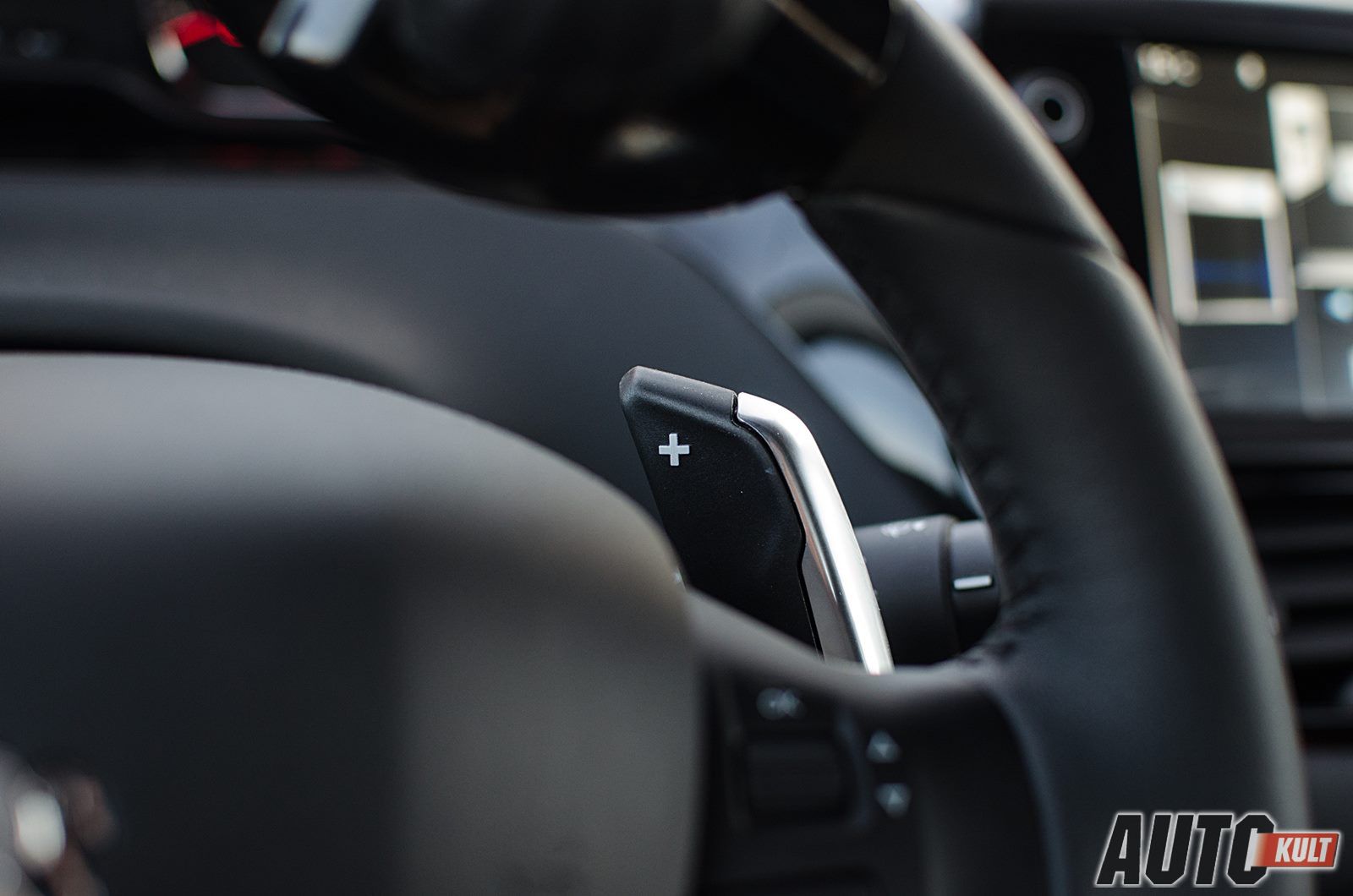 Peugeot 208 1,2 PureTech Active "Bez barier" - test [galeria] 19