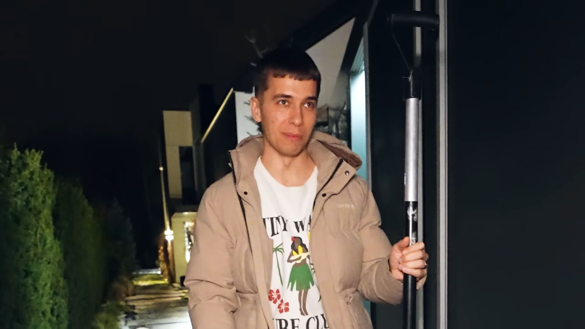 Friz i Majusia przeganiają dziki