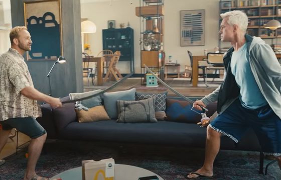 Szyc i Żebrowski walczą na szable w reklamie Maestro od McDonald's (wideo)