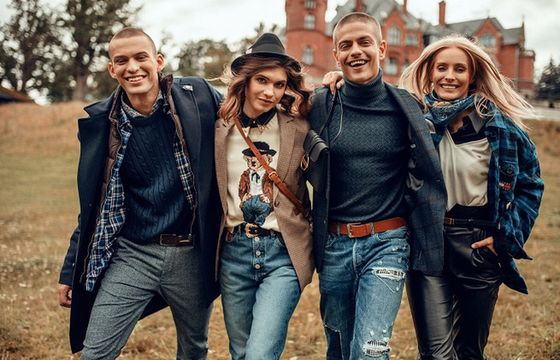 Sklep z modą Gomez reklamuje się w telewizji i digitalu