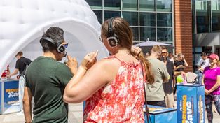 Kraków: W Bonarce tańce od samego rana. Silent disco na dzień dobry